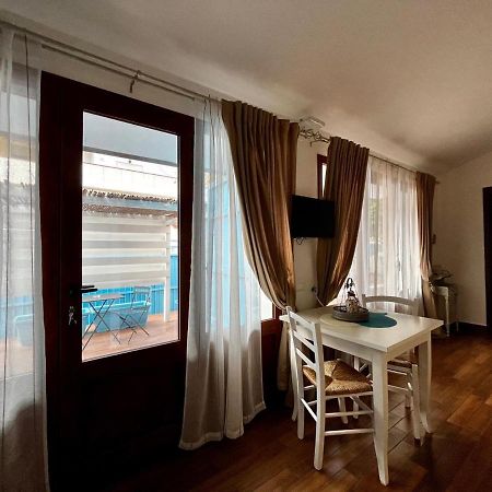 Palmasera Charming Rooms Cala Gonone Exterior photo