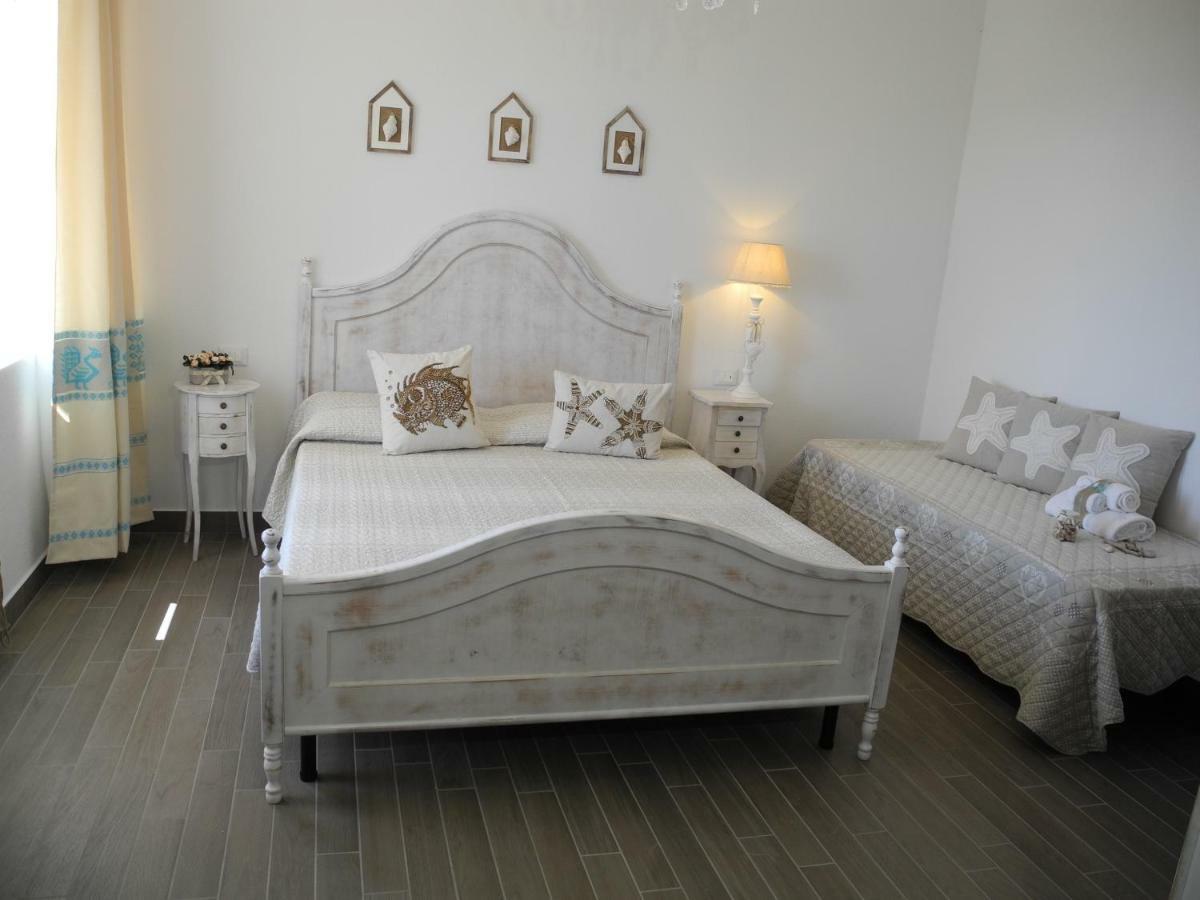 Palmasera Charming Rooms Cala Gonone Exterior photo