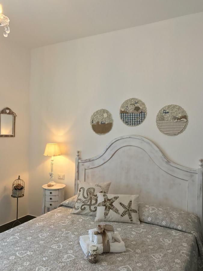 Palmasera Charming Rooms Cala Gonone Exterior photo